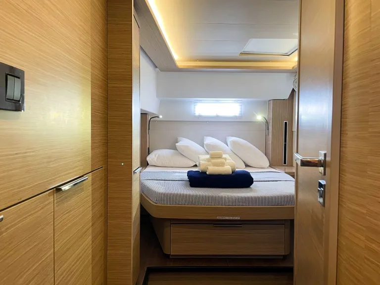 PORT AFT CABIN