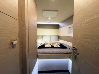 Port fwd cabin