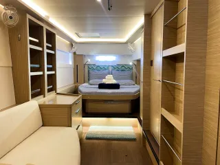 Stbd Cabin