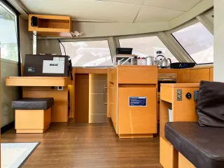 Nav station & galley