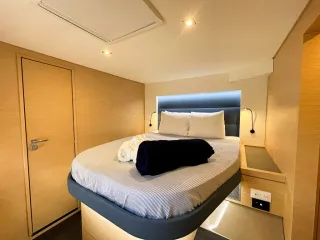 Port fwd cabin