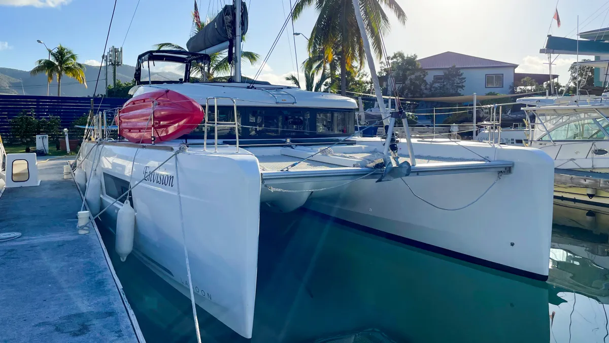 Envision, Lagoon 40 sailing catamaran charter