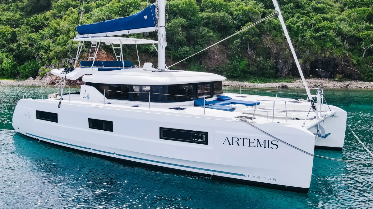 Artemis, Lagoon 46 sailing catamaran charter